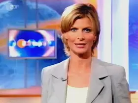 Ella anouk hahlweg
